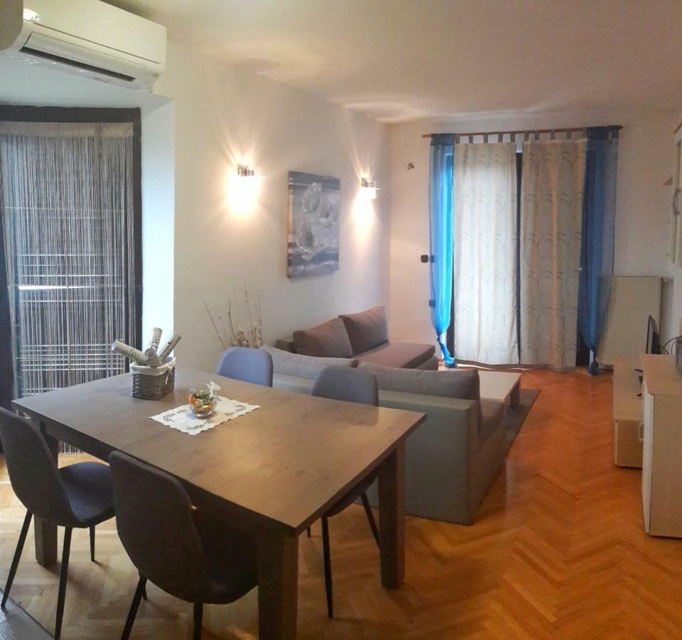 Apartments Mihael And Melani Poreč Extérieur photo